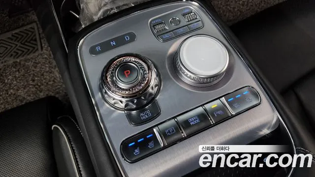 Genesis G90 Бензин 3.5 турбо AWD — Фото автомобиля 9