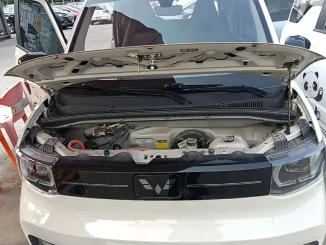 Wuling Hongguang Mini EV — Фото автомобиля 19