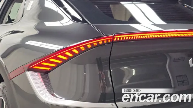 Kia EV6 — Фото автомобиля 8