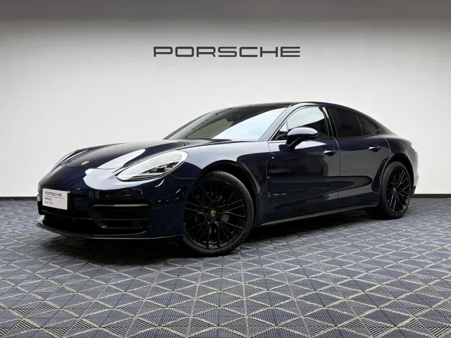 Фотография автомобиля — Porsche Panamera