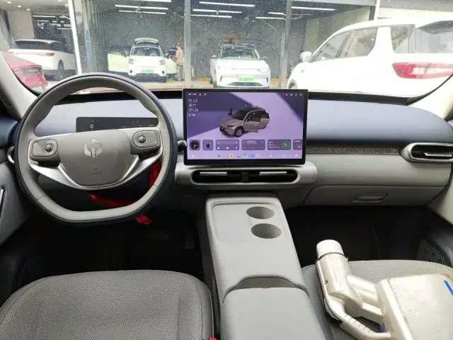 Leapmotor A10 — Фото автомобиля 6