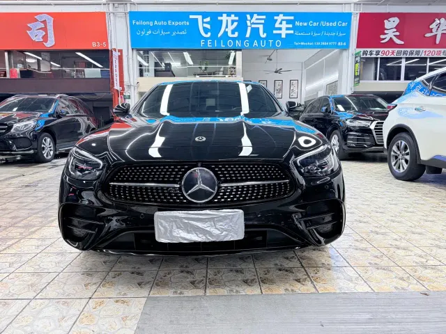 Mercedes-Benz E-Class — Фото автомобиля 3