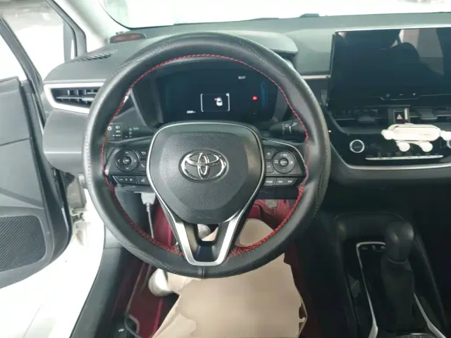 Toyota Corolla — Фото автомобиля 6