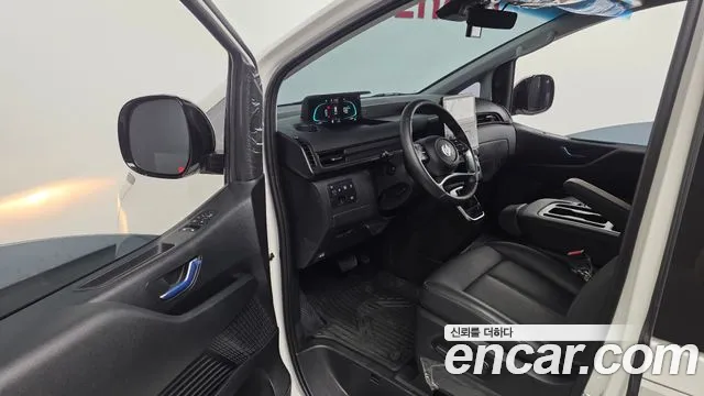Hyundai Staria — Фото автомобиля 10