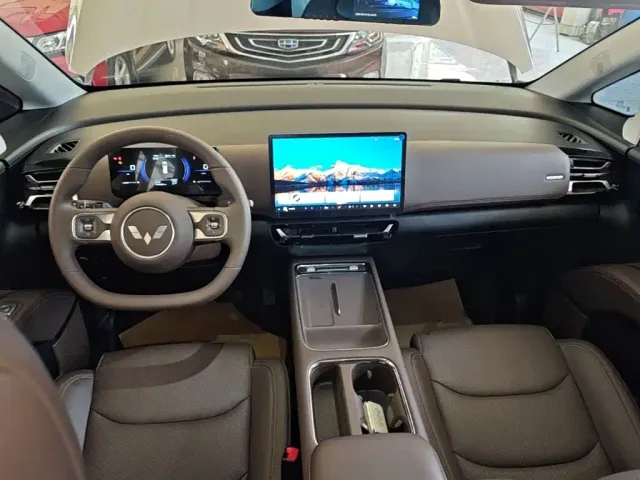 Wuling Starlight 730 — Фото автомобиля 9