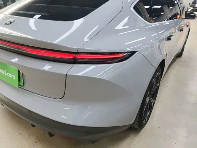 Nio ET5 — Фото автомобиля 7