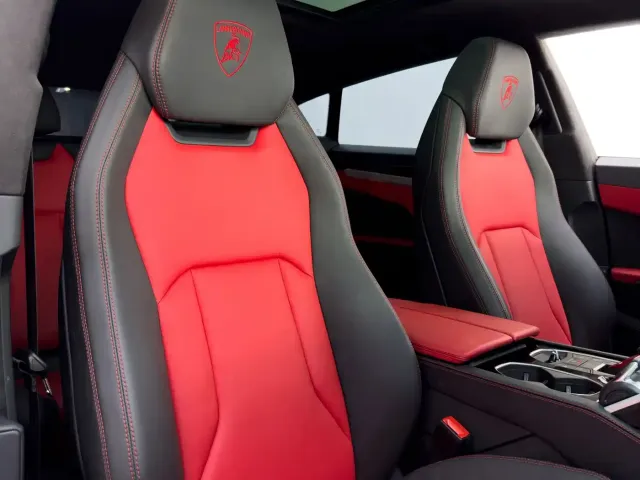 Lamborghini Urus — Фото автомобиля 12