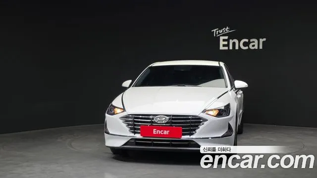 Hyundai Sonata Sonata (DN8) 2.0 LPG(Для проката) — Фото автомобиля 3