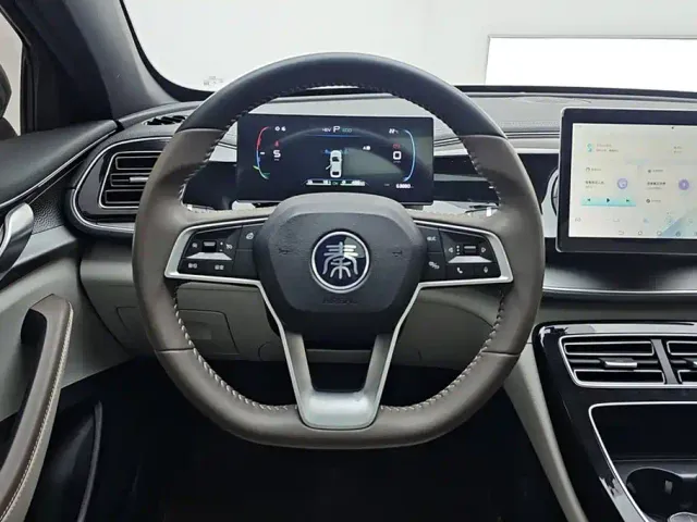 BYD Qin PLUS — Фото автомобиля 15