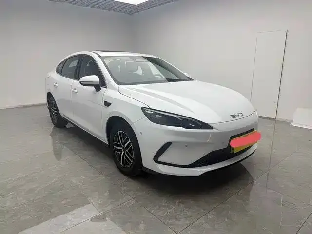 BYD Seal 05 DM-i — Фото автомобиля 5