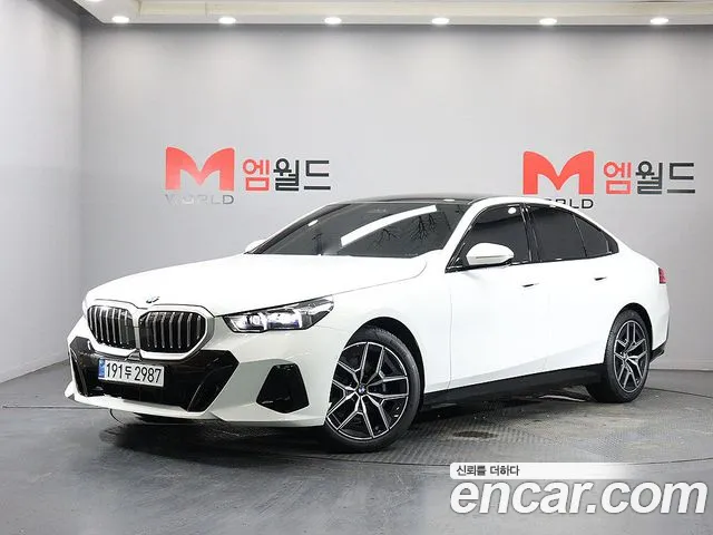 Фотография автомобиля — BMW 5 Series G60
