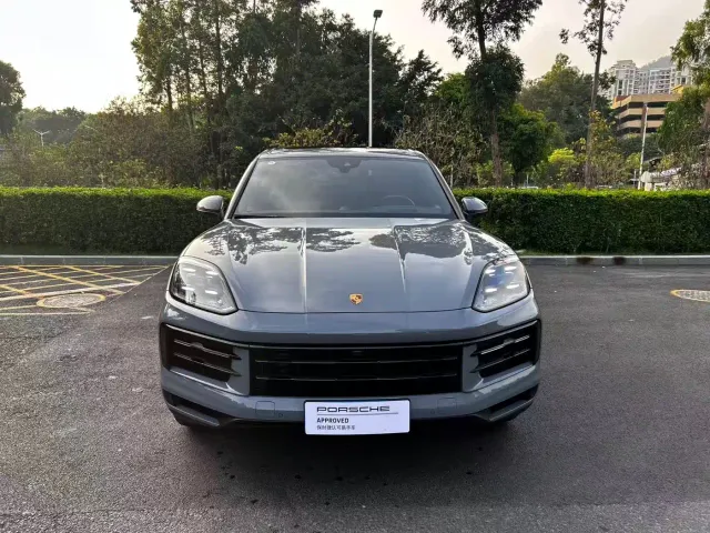 Porsche Cayenne — Фото автомобиля 2