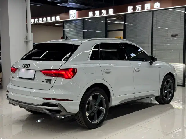 Audi Q3 — Фото автомобиля 21