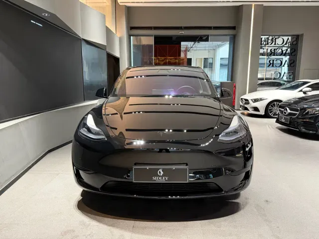 Tesla Model Y — Фото автомобиля 2