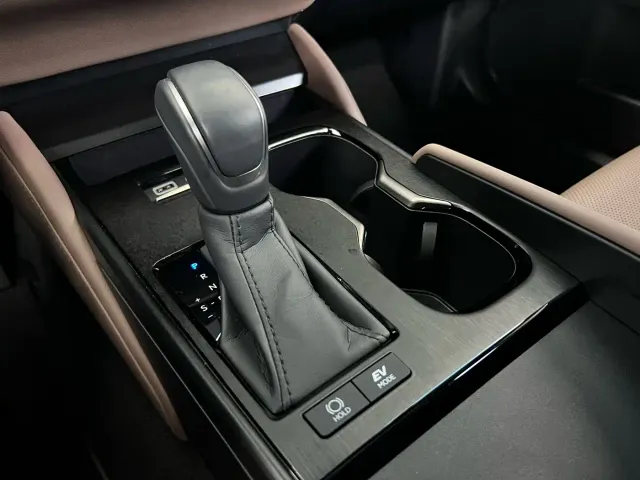 Lexus ES — Фото автомобиля 15