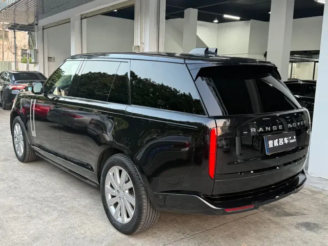 Land Rover Range Rover — Фото автомобиля 21