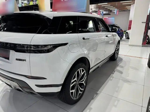 Land Rover Range Rover Evoque — Фото автомобиля 6