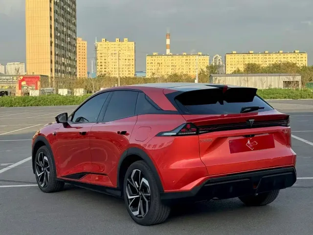 Deepal Deepal S07 2024 215Max Qiankun Intelligent Driving ADS SE Range Extender — Фото автомобиля 7