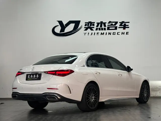 Mercedes-Benz C-Class — Фото автомобиля 9