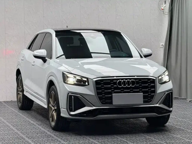 Audi Q2L — Фото автомобиля 3