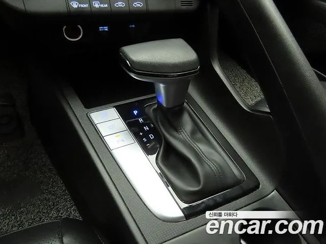 Hyundai Avante — Фото автомобиля 10