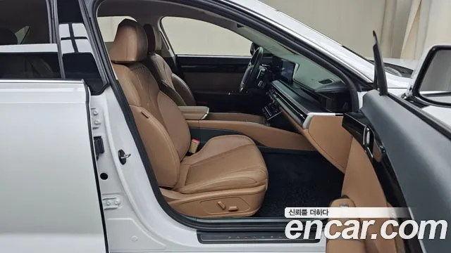 Hyundai Grandeur GN7 — Фото автомобиля 16