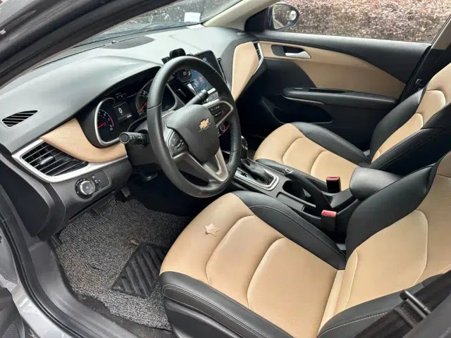 Chevrolet Monza — Фото автомобиля 4