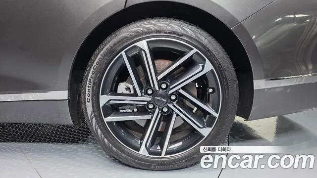 Genesis G80 RG3 — Фото автомобиля 6
