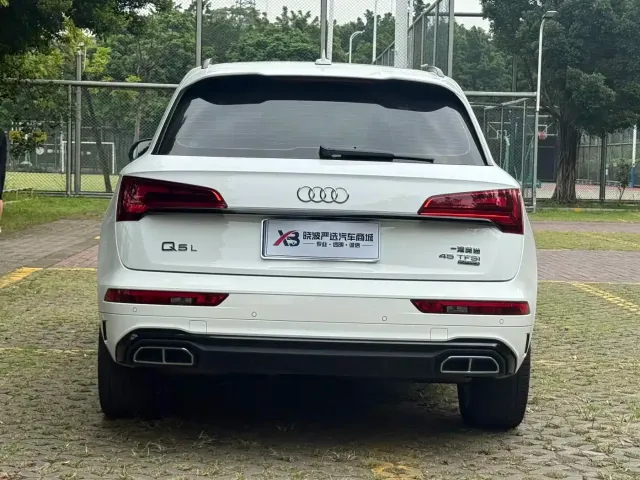Audi Audi Q5L 2022 45T Luxury Dynamic — Фото автомобиля 5