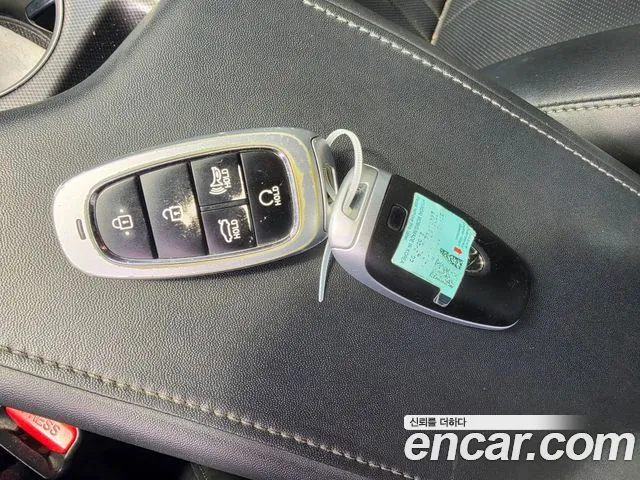 Hyundai Sonata — Фото автомобиля 10
