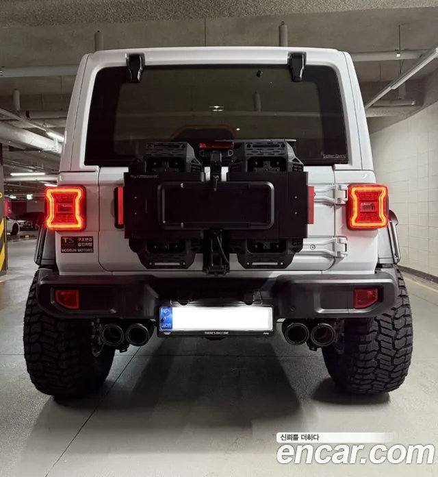 Jeep Wrangler JL — Фото автомобиля 3