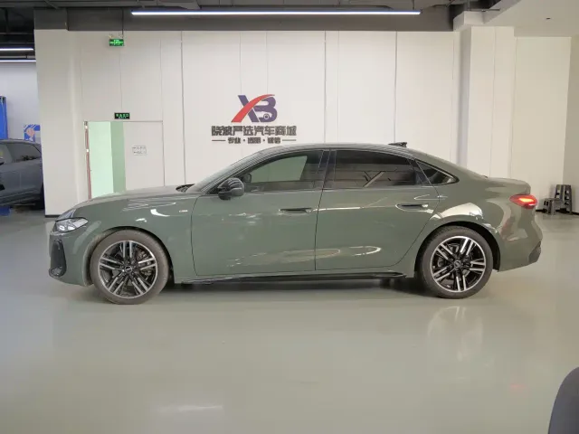 Audi A5L — Фото автомобиля 4