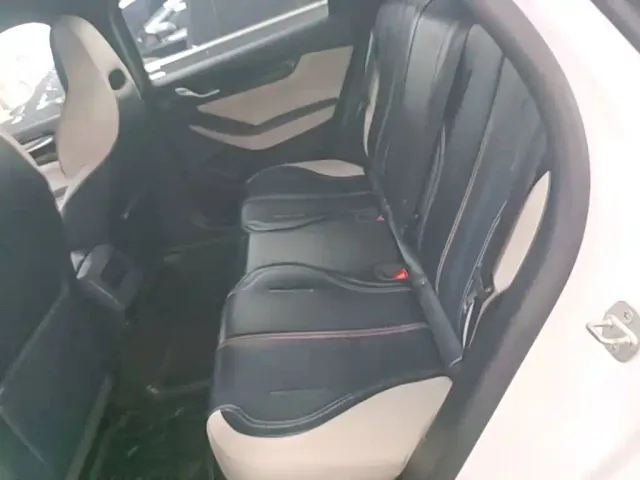 BYD Qin PLUS — Фото автомобиля 16