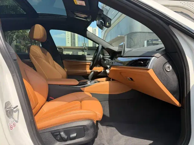 BMW 6 Series Gran Turismo — Фото автомобиля 21