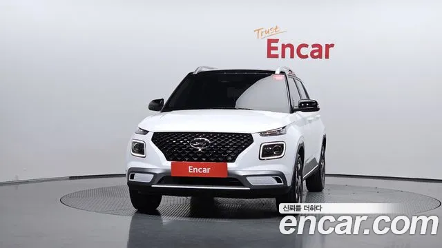 Hyundai Venue — Фото автомобиля 3