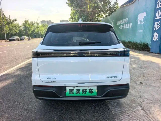 Chery Fengyun T8 — Фото автомобиля 14