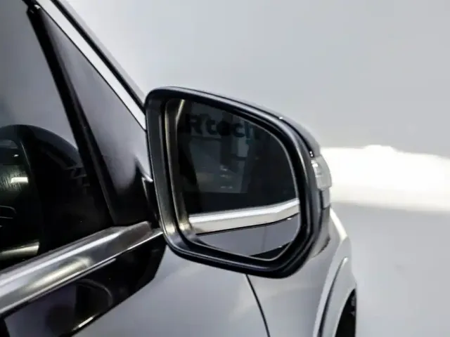 Mercedes-Benz GLE-Class — Фото автомобиля 27
