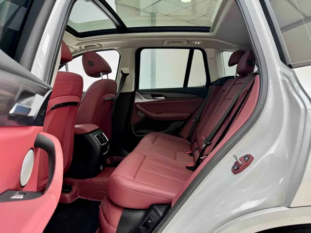 BMW X3 — Фото автомобиля 9