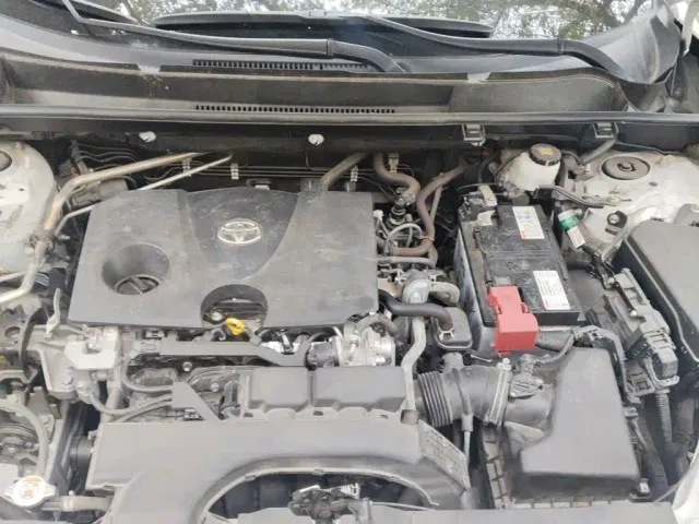 Toyota RAV4 — Фото автомобиля 16