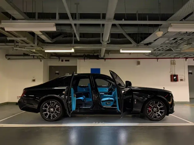 Rolls-Royce Ghost — Фото автомобиля 10