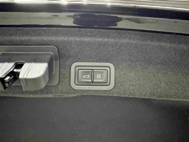 Audi A6L — Фото автомобиля 26