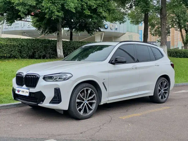 Фотография автомобиля — BMW X3