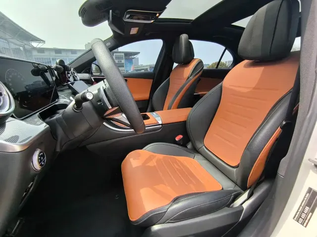 Mercedes-Benz C-Class — Фото автомобиля 11