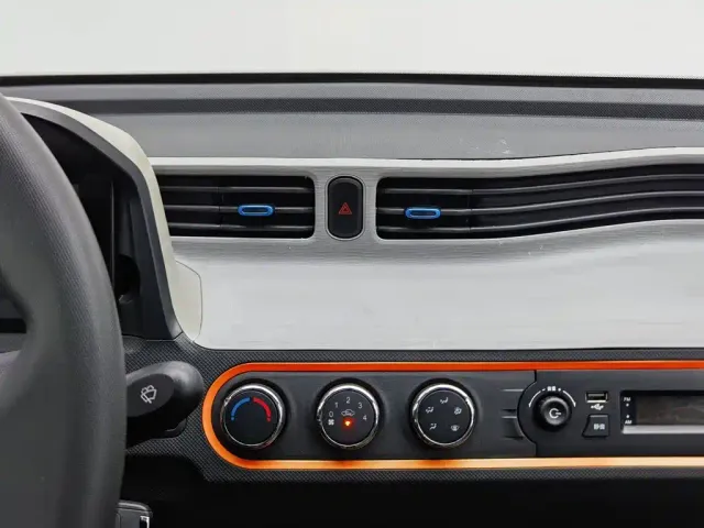 Wuling Hongguang Mini EV — Фото автомобиля 12