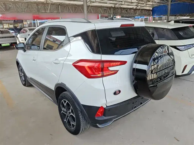 BYD Yuan Pro — Фото автомобиля 4
