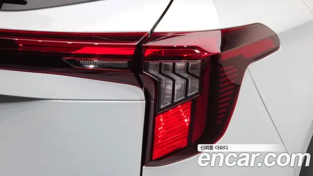 Kia Seltos New — Фото автомобиля 8