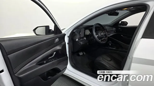 Hyundai Avante CN7 — Фото автомобиля 15