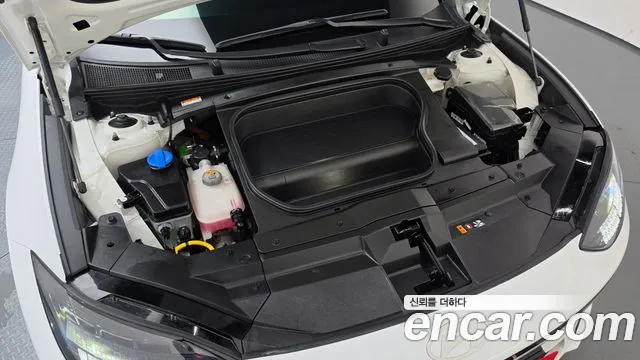 Hyundai Ioniq 6 — Фото автомобиля 9