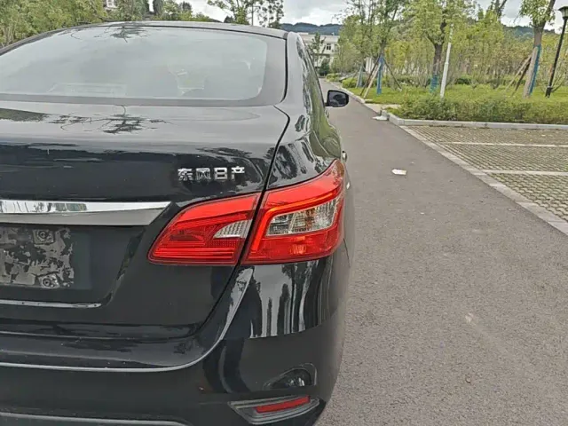Nissan Sylphy — Фото автомобиля 7