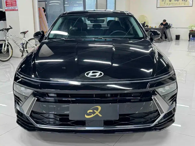 Hyundai Sonata — Фото автомобиля 2
